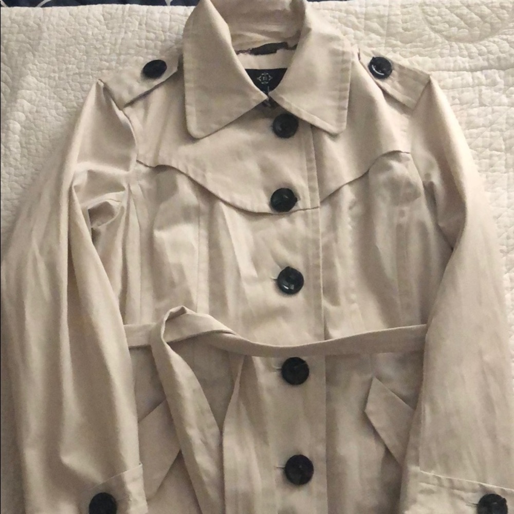 Nanette Lepore Cream Trench coat Sz M